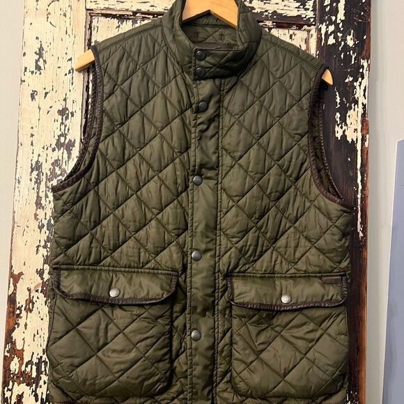 Coach Jackets & Blazers - Women’s COACH QUILTED olive green H VEST. Women’s size Medium.